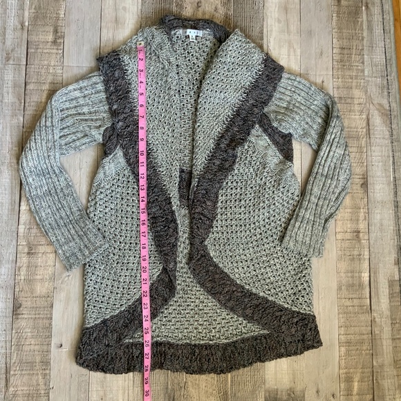 Cabi Crochet Knit Mixed Stitch Grey Brown Cardigan Shawl Cotton Sweater SZ S - Picture 12 of 14